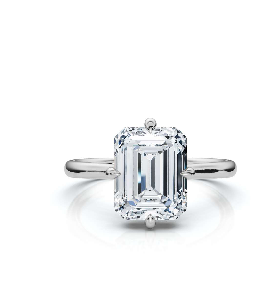 The Juno Emerald Solitaire