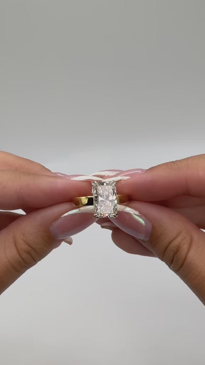 The Blair Emerald Solitaire