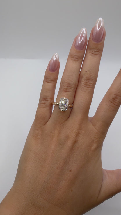 The Juno Cushion Solitaire